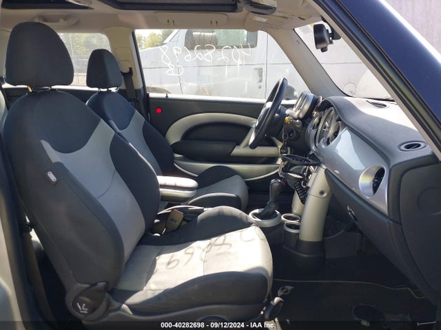 2006 MINI COOPER WMWRC335X6TK15090 Photo 4