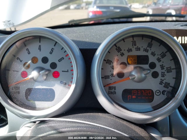 2006 MINI COOPER WMWRC335X6TK15090 Photo 6