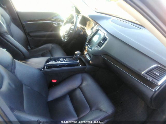 YV4102PK3J1352344 Volvo Xc90 T5 Momentum