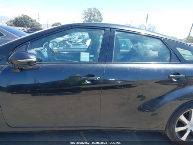 JTDBVRBD6HA001352 Toyota Mirai