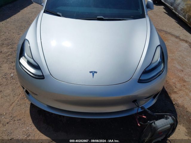 5YJ3E1EB7JF100579 Tesla Model 3 Long Range/performance
