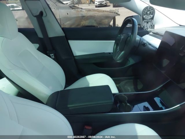 5YJ3E1EB7JF100579 Tesla Model 3 Long Range/performance