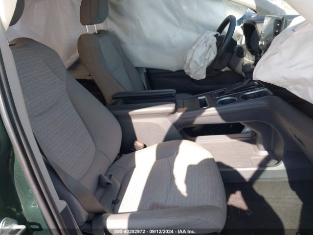 5TDBRKEC8NS080293 Toyota SIENNA LE