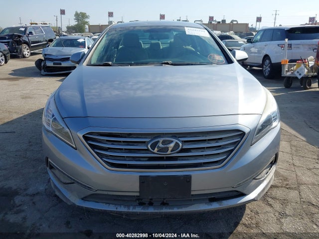 Hyundai SONATA SE 2015 5NPE24AF2FH025553 Image 12