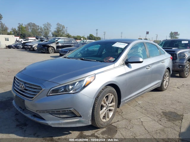 Hyundai SONATA SE 2015 5NPE24AF2FH025553 Image 2