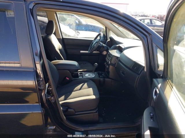 2011 MITSUBISHI ENDEAVOR 4A4JN2AS2BE027720 Photo 4