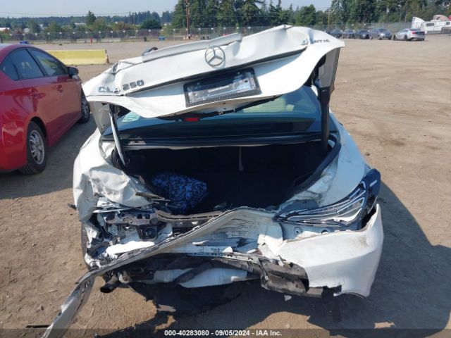 WDDSJ4GB3JN511832 Mercedes-Benz CLA 250 4MATIC