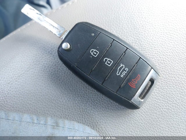 KIA Optima Lx 2015 5XXGM4A7XFG370501 Image 11
