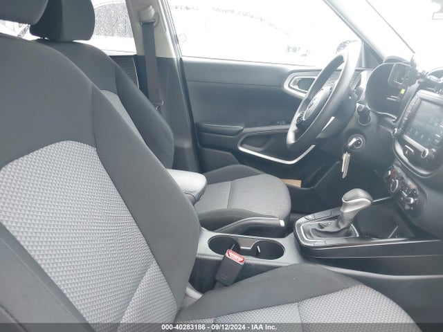 KIA SOUL LX 2021 KNDJ23AU0M7779771 Image 5