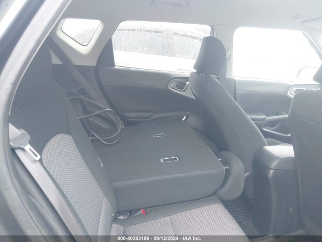 KIA SOUL LX 2021 KNDJ23AU0M7779771 Image 8
