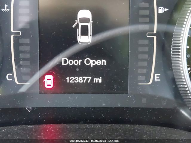 1C4PJLCB3JD596659 Jeep Cherokee Latitude Fwd