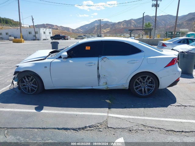 Lexus IS 200T 2016 JTHBA1D20G5026519 Image 13