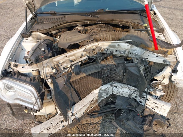 Chrysler 300C 2016 2C3CCAEGXGH224127 Image 10