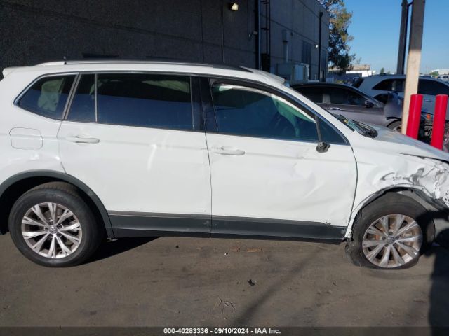 3VV2B7AX7JM124693 Volkswagen Tiguan 2.0t Se/2.0t Sel
