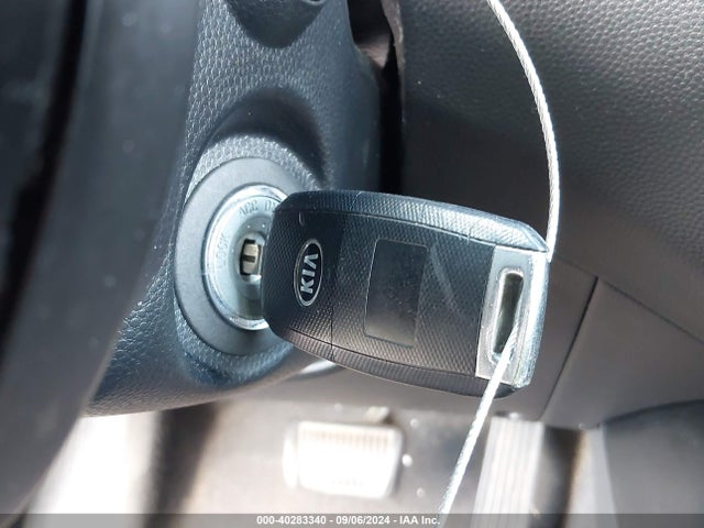 KIA SOUL + 2015 KNDJP3A57F7175194 Image 11