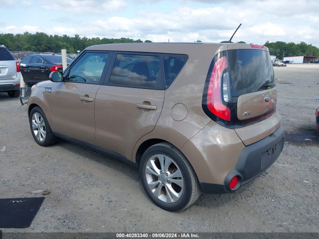 KIA SOUL + 2015 KNDJP3A57F7175194 Image 3
