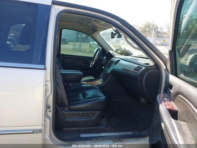 2008 CADILLAC ESCALADE 1GYFK63878R110165 Photo 4