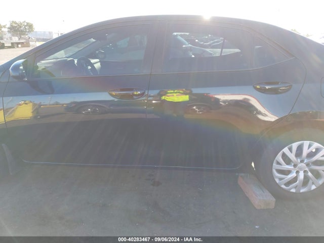 Toyota COROLLA LE 2018 2T1BURHE9JC111302 Image 14