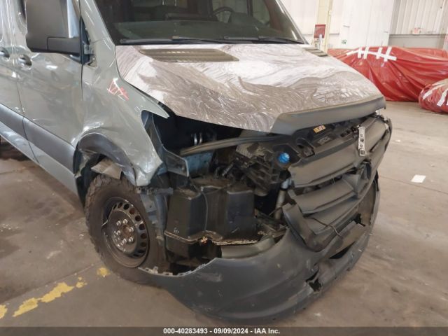 W2W4EBVY7LT039112 Freightliner Sprinter 2500 Standard Roof V6