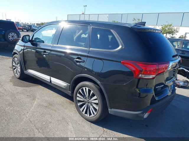 2020 MITSUBISHI OUTLANDER JA4AD3A37LZ006293 Photo 2
