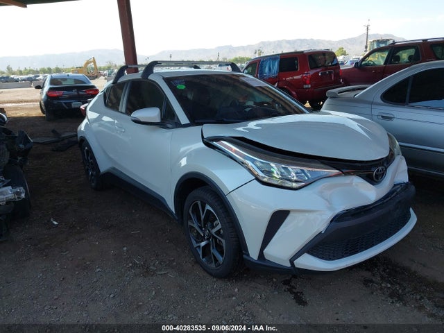 Toyota C-HR XLE 2020 JTNKHMBX2L1086912 главное изображение
