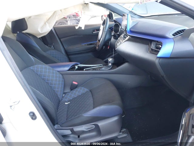 Toyota C-HR XLE 2020 JTNKHMBX2L1086912 Image 5