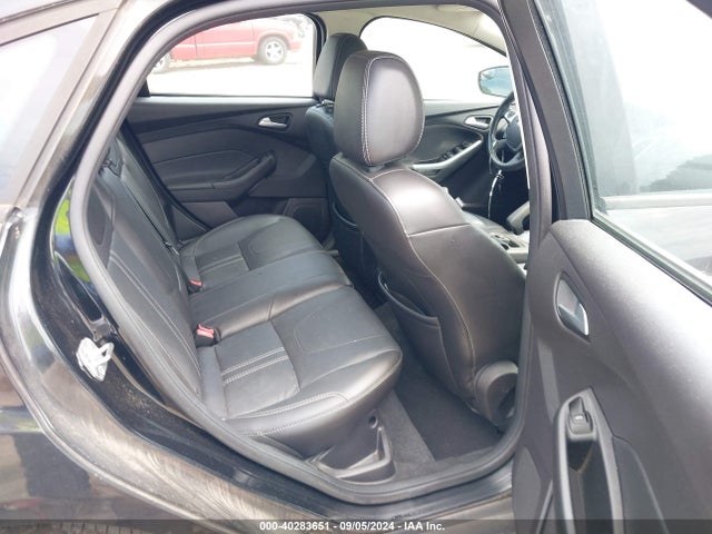 Ford FOCUS SE 2014 1FADP3F2XEL203058 Image 8