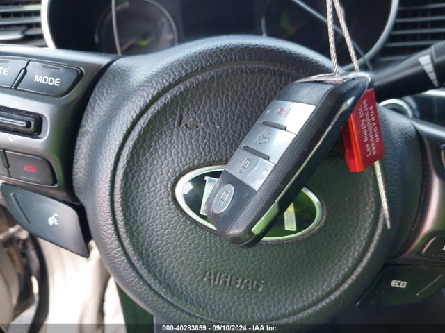 KIA OPTIMA HYBRID 2015 KNAGM4AD5F5083879 Image 11