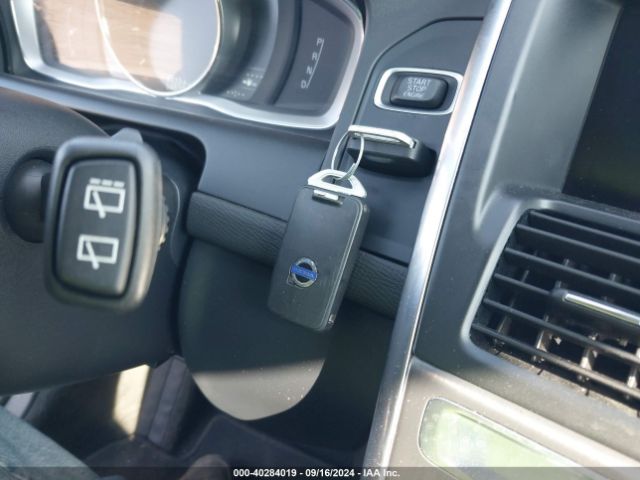 YV4612RKXF2629640 Volvo Xc60 T5/t5 Premier