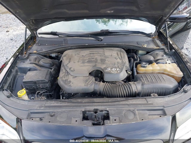 Chrysler 300 2014 2C3CCAAG4EH128061 Image 10