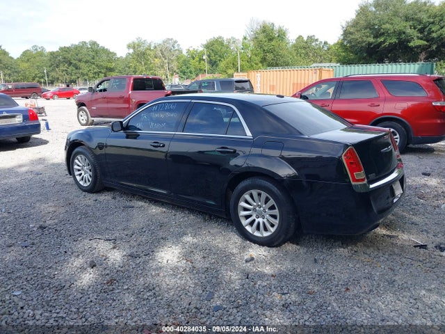 Chrysler 300 2014 2C3CCAAG4EH128061 Image 3