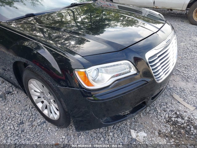 Chrysler 300 2014 2C3CCAAG4EH128061 Image 6