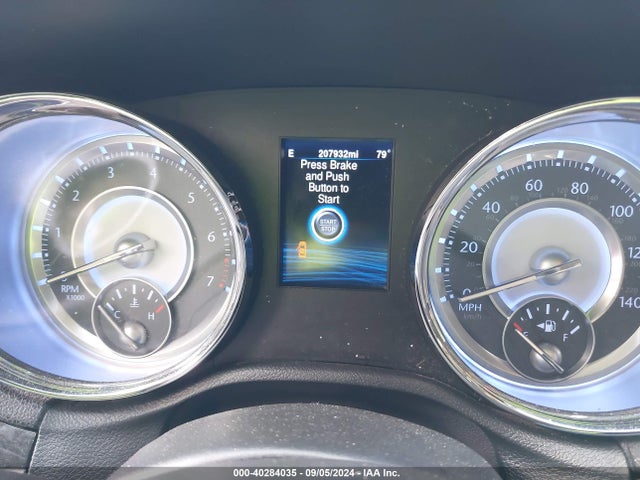 Chrysler 300 2014 2C3CCAAG4EH128061 Image 7