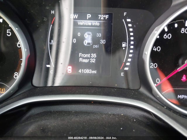 Jeep Compass Latitude 4x4 2018 3C4NJDBB9JT455507 Image 15