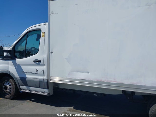 1FDBF8ZM7JKA69717 Ford Transit