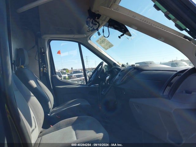 Ford Transit-250 2019 1FTYR3XM6KKB12649 Image 5
