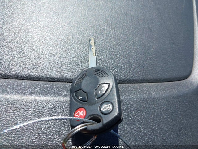 Ford Transit-250 2019 1FTYR3XM1KKB13286 Image 11