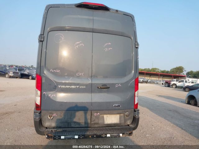 1FTBR3X89LKA72609 Ford Transit-250 Cargo Van