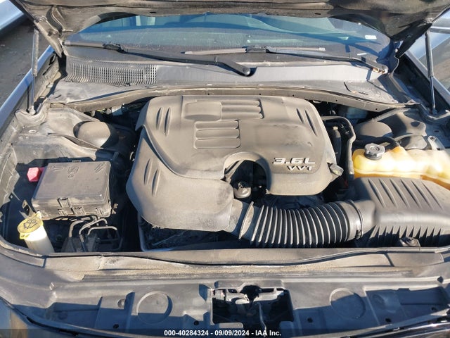2C3CCAEG0EH232704 Chrysler 300C