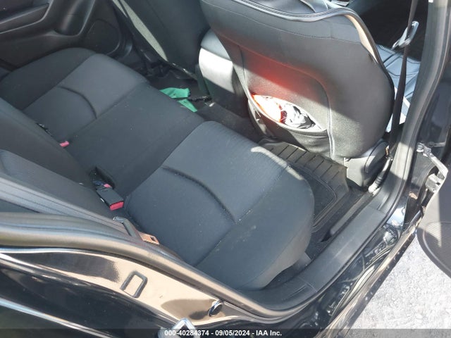 3MZBM1U75FM212664 Mazda Mazda3 I Sport