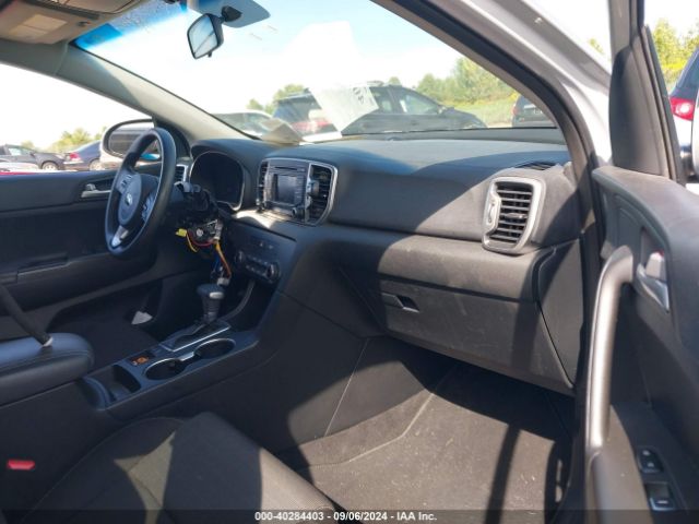 KNDPMCAC2J7448259 KIA Sportage Lx