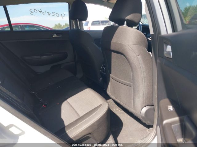 KNDPMCAC2J7448259 KIA Sportage Lx