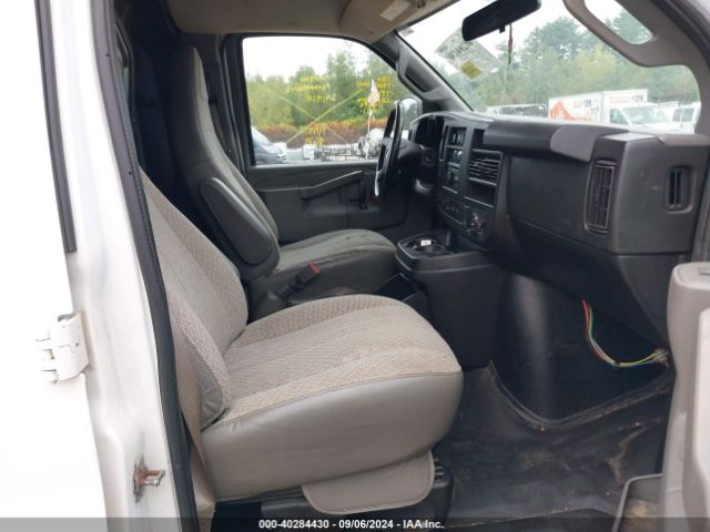 1GCWGBFG4L1131646 Chevrolet Express Cargo Rwd 2500 Extended Wheelbase Wt