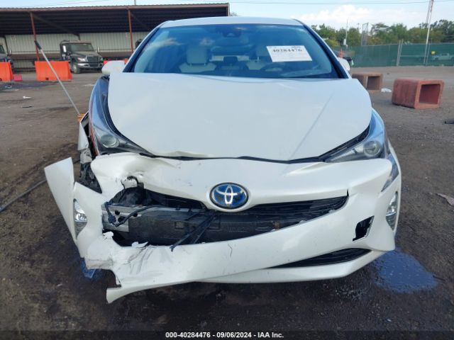 JTDKARFU0G3520633 Toyota Prius Four Touring