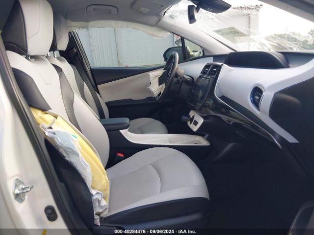 JTDKARFU0G3520633 Toyota Prius Four Touring