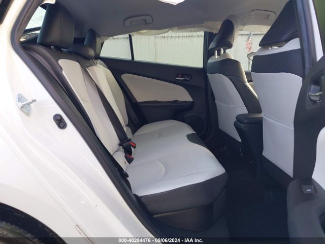 JTDKARFU0G3520633 Toyota Prius Four Touring