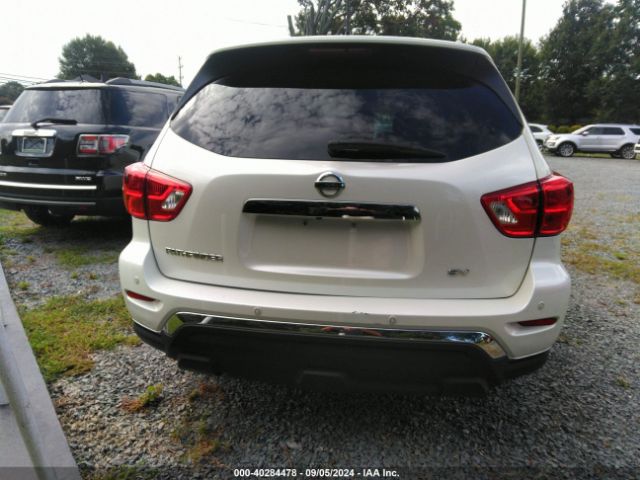 5N1DR2MN5JC635560 Nissan Pathfinder