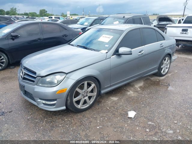 WDDGF4HB3EA957661 Mercedes-Benz C 250 Luxury/sport