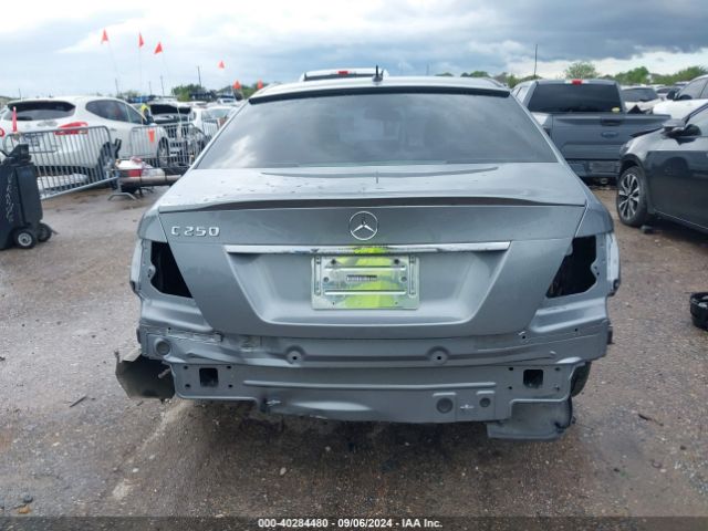 WDDGF4HB3EA957661 Mercedes-Benz C 250 Luxury/sport