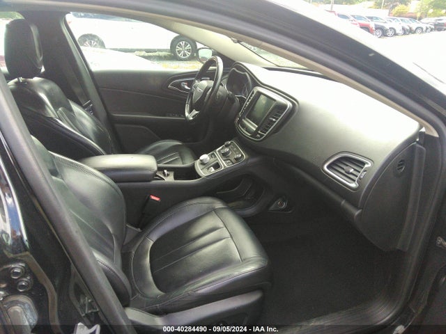 1C3CCCAB5GN178445 Chrysler 200